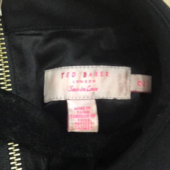 Avanna Woodblock Leaf Shift Dress - Picture 7 of 8